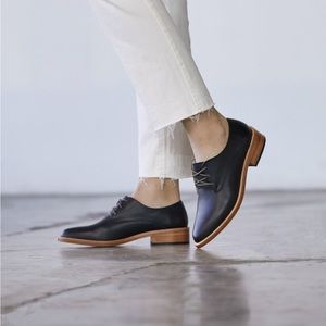 Nisolo James Oxford Black